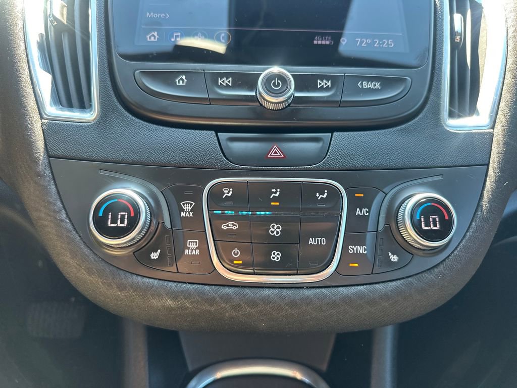 Used 2019 Chevrolet Malibu LT w/ Driver Confidence Package II image 18