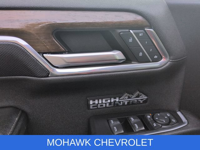 Certified 2023 Chevrolet Silverado 1500 High Country w/ Technology Package AWD/4WD image 24