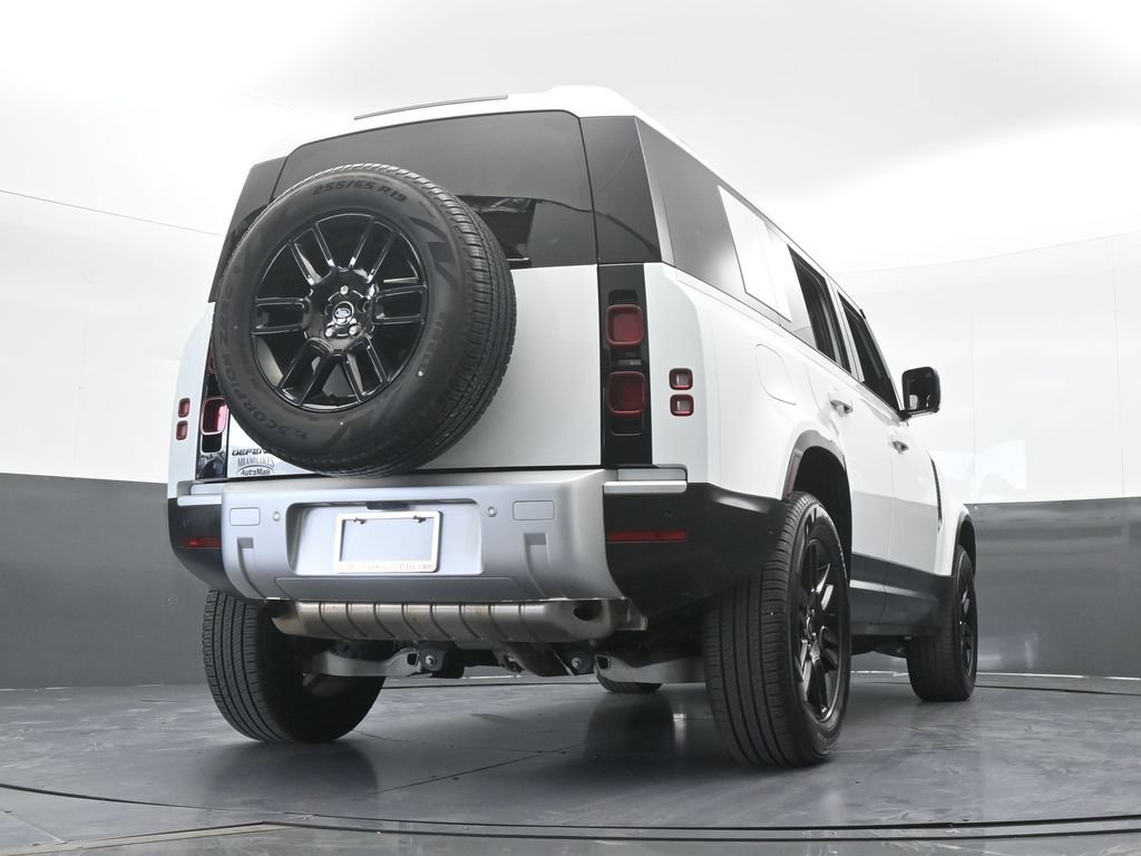 Used 2025 Land Rover Defender 110 S AWD/4WD image 76
