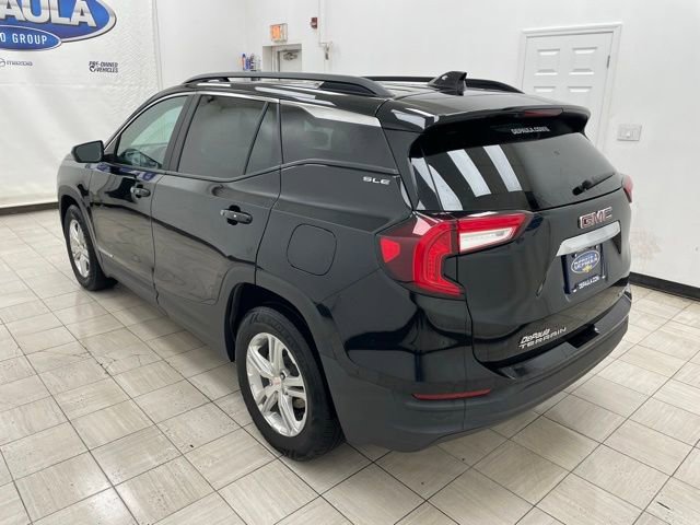 Certified 2022 GMC Terrain SLE w/ Driver Convenience Package image 17