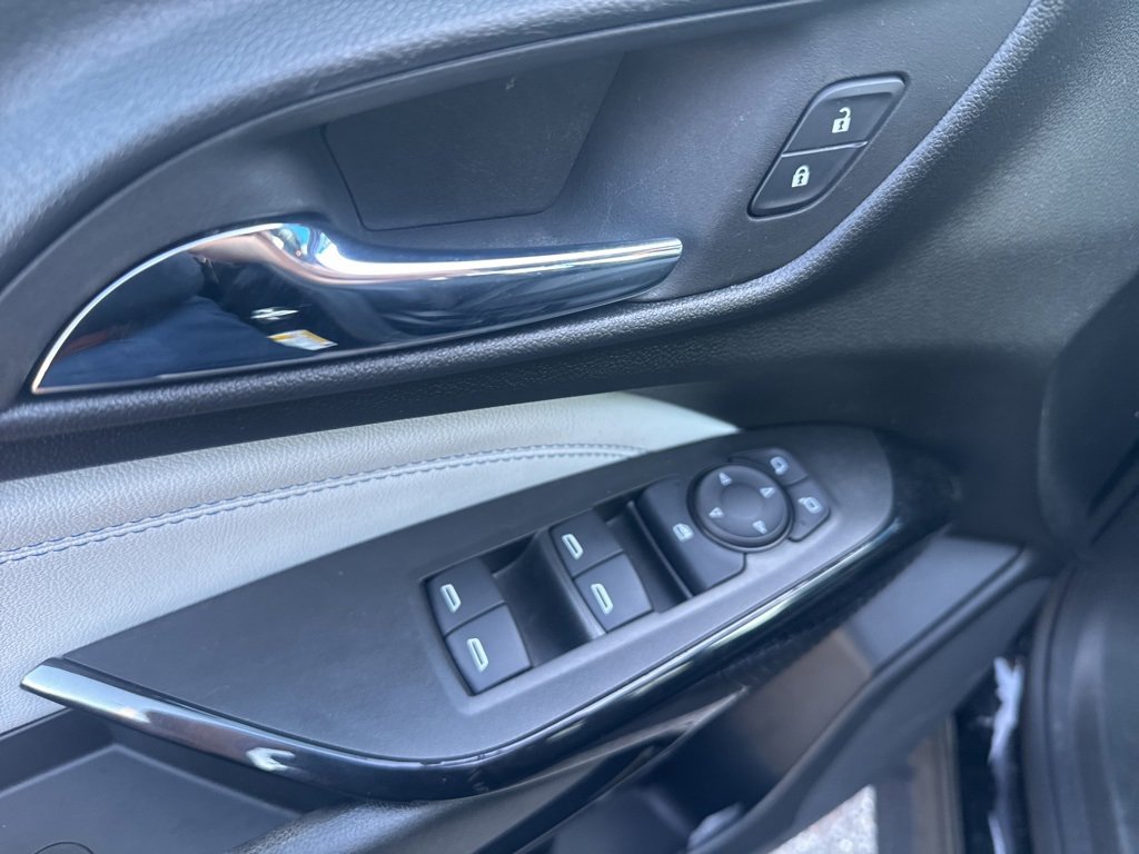 Used 2024 Chevrolet Trax LT w/ LT Convenience Package image 20