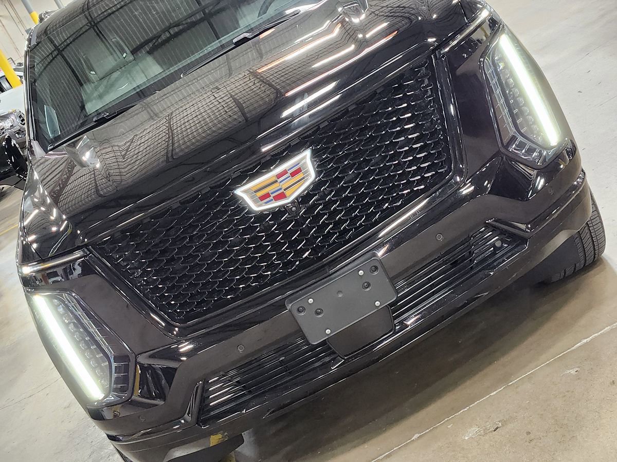 Used 2025 Cadillac Escalade ESV Sport Platinum image 19