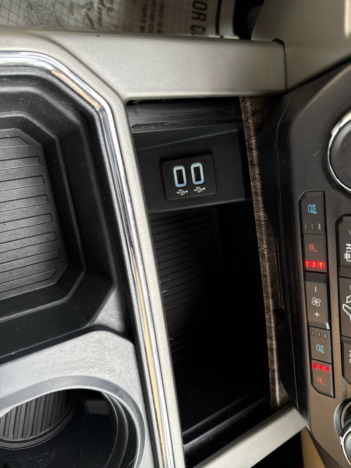 Used 2017 Ford F350 Lariat w/ Snow Plow Prep Package image 19