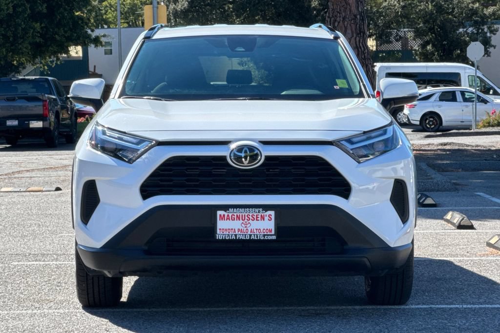 Certified 2025 Toyota RAV4 XLE AWD/4WD image 8
