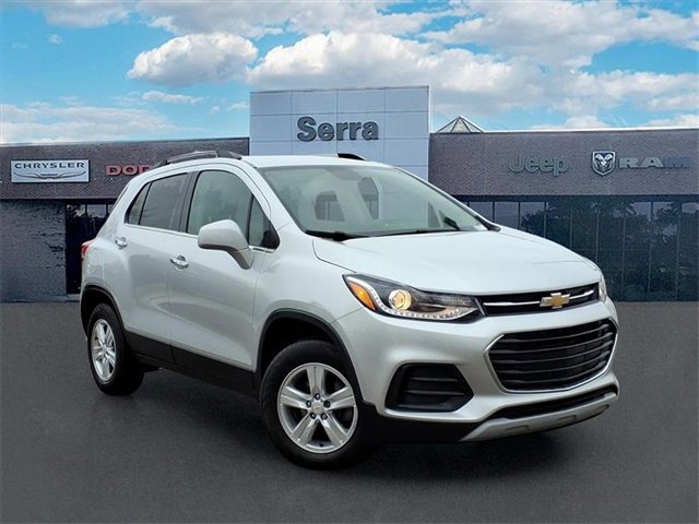Used 2019 Chevrolet Trax LT w/ LT Convenience Package image 1