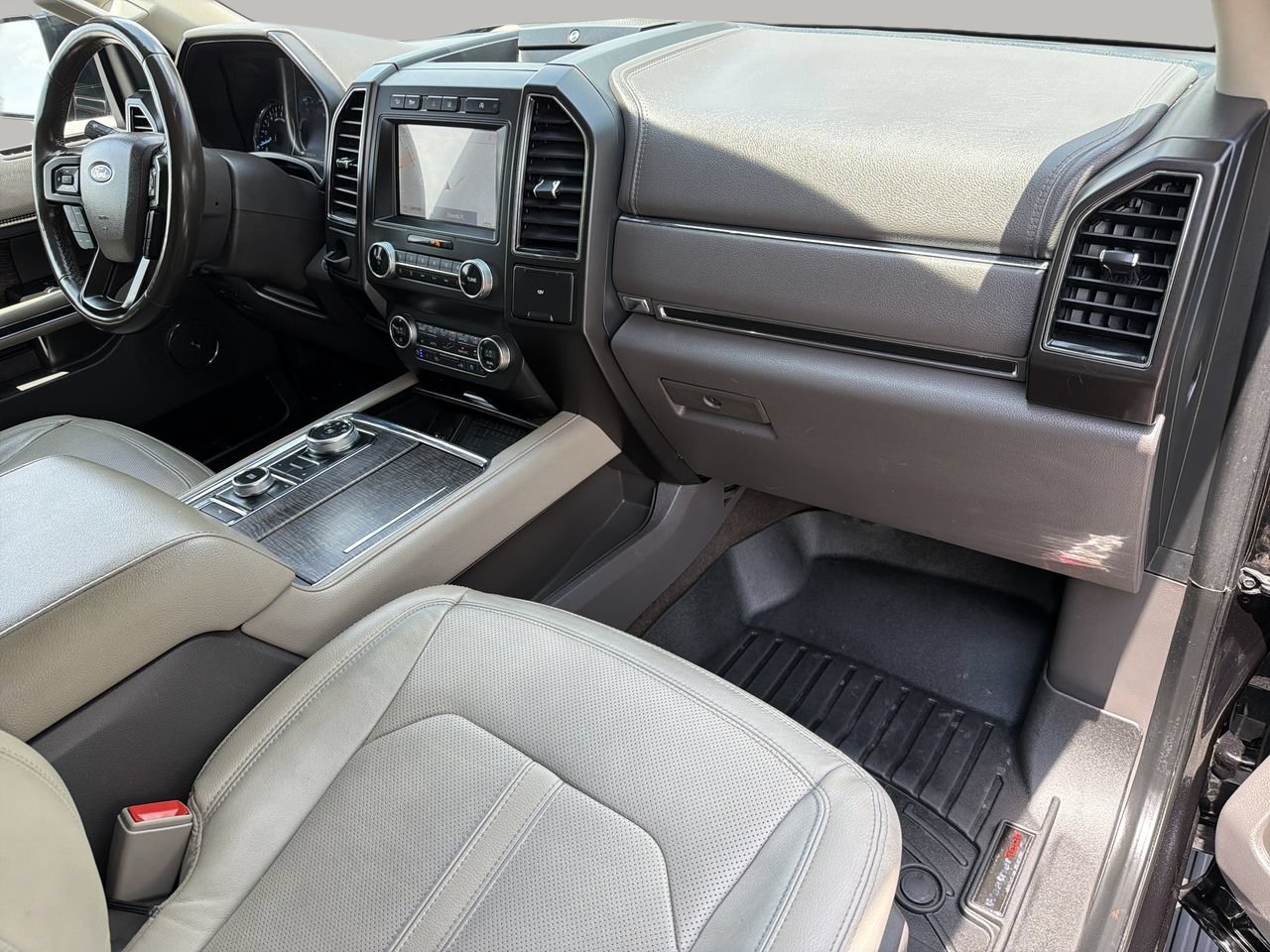 Used 2020 Ford Expedition Limited AWD/4WD image 12