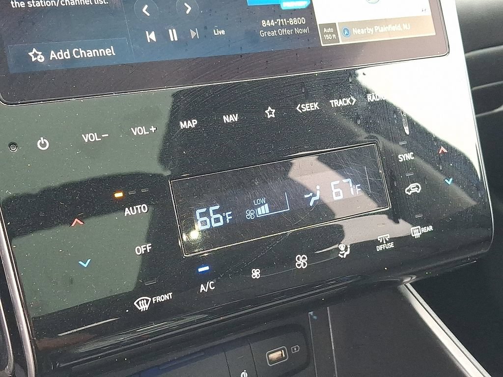 Used 2023 Hyundai Tucson Limited AWD/4WD image 17