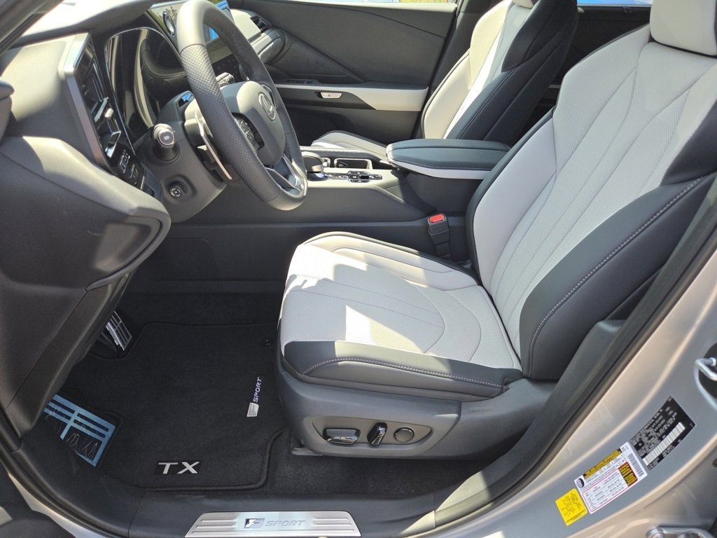 New 2025 Lexus TX 500h AWD image 6