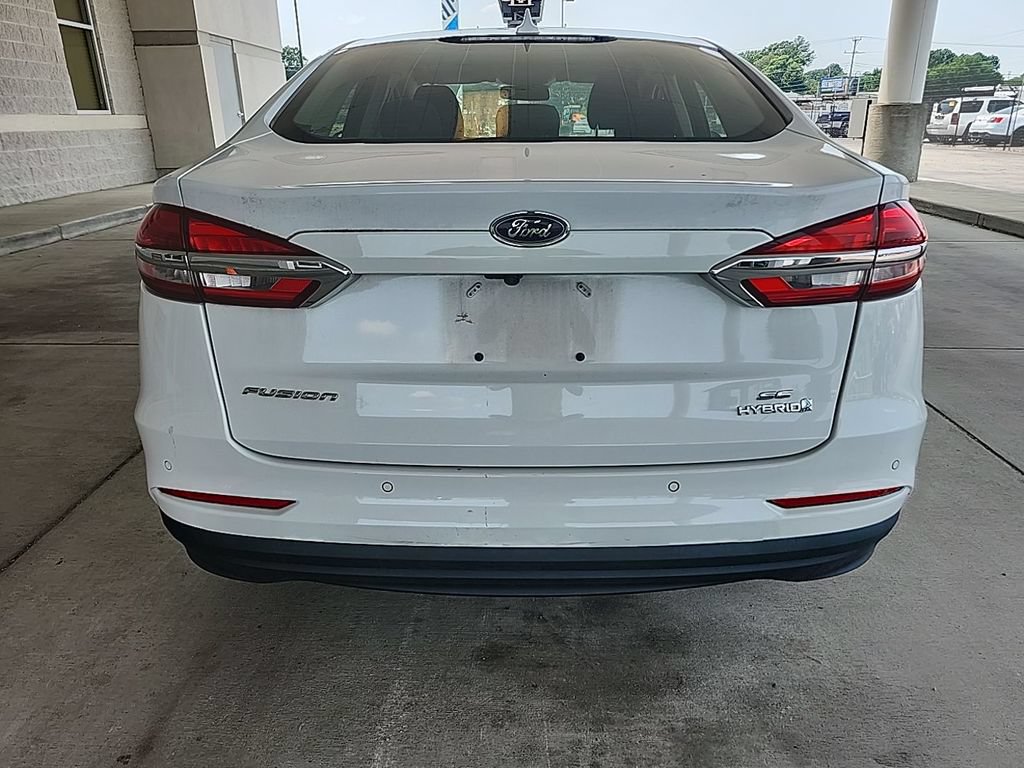 Used 2019 Ford Fusion SE FWD image 6