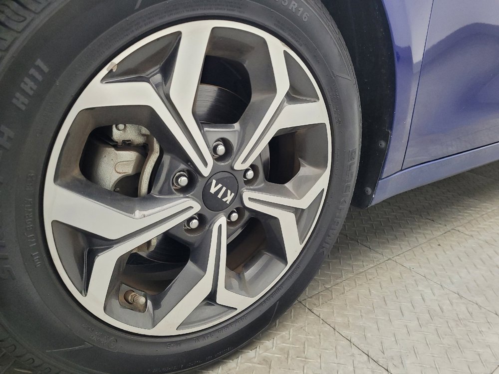 Used 2019 Kia Forte LXS FWD image 31