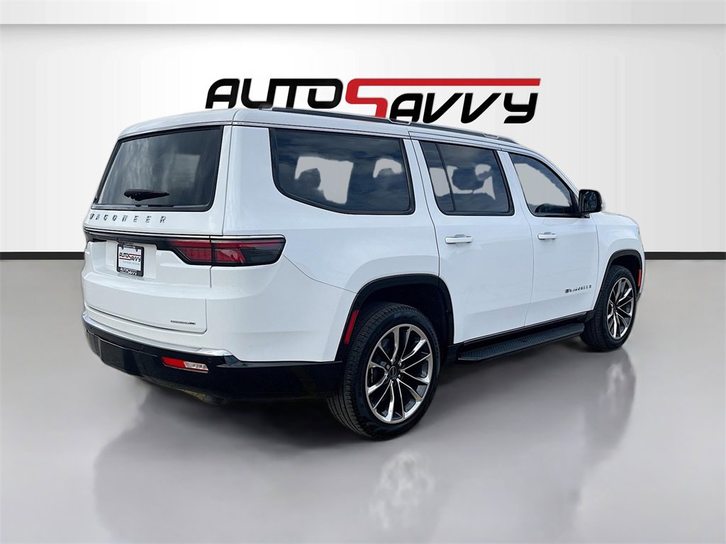 Used 2024 Jeep Wagoneer Series II w/ Premium Group I image 7