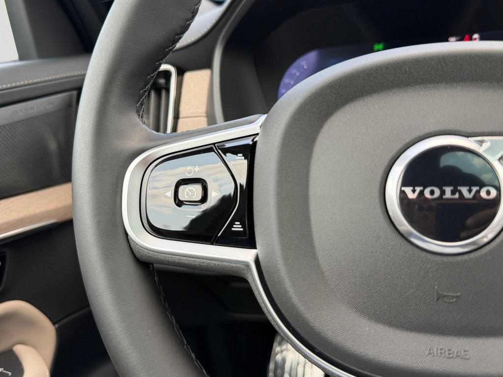 Certified 2026 Volvo XC90 B6 Ultra AWD/4WD image 22