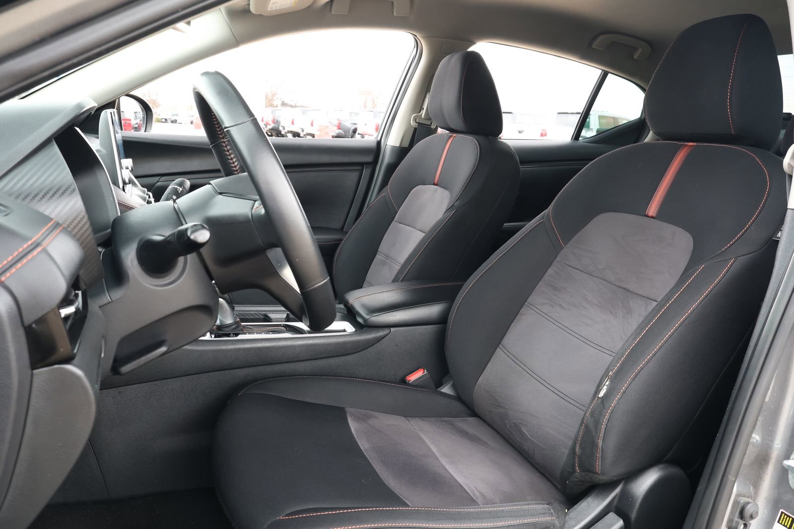 Used 2023 Nissan Sentra SR w/ Electronics Package image 26