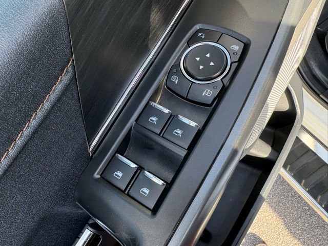 Used 2024 Ford F150 Lariat w/ Mobile Office Package image 11