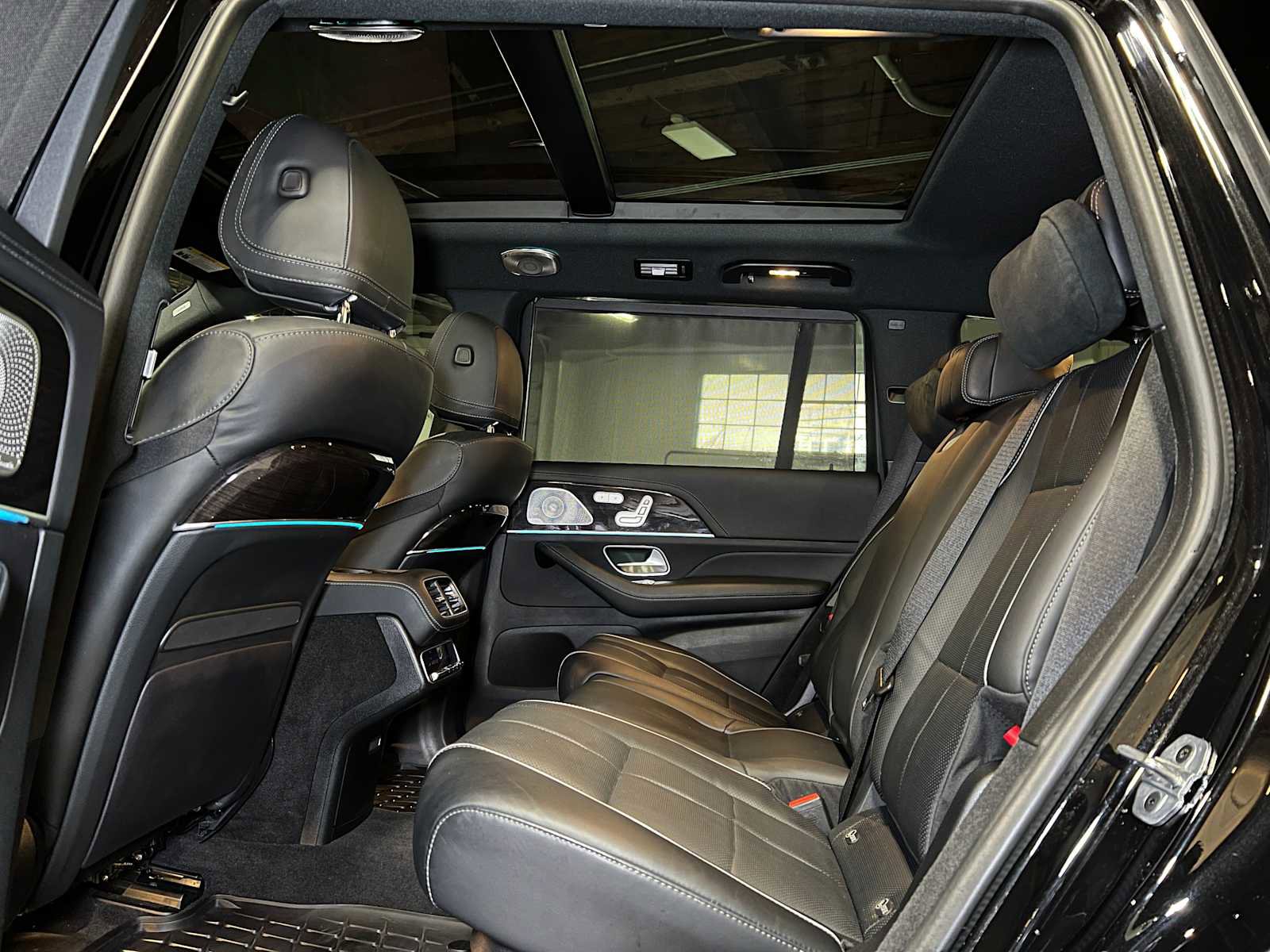 Used 2023 Mercedes-Benz GLS 580 4MATIC image 20