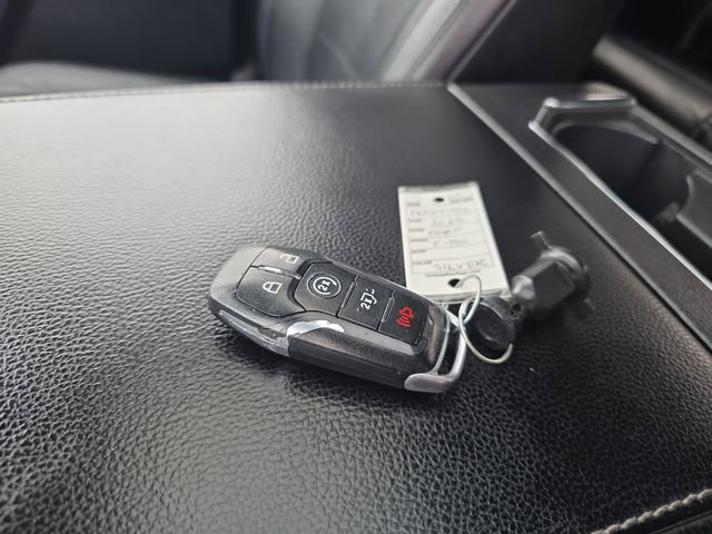 Used 2015 Ford F150 Lariat w/ Equipment Group 502A Luxury image 30