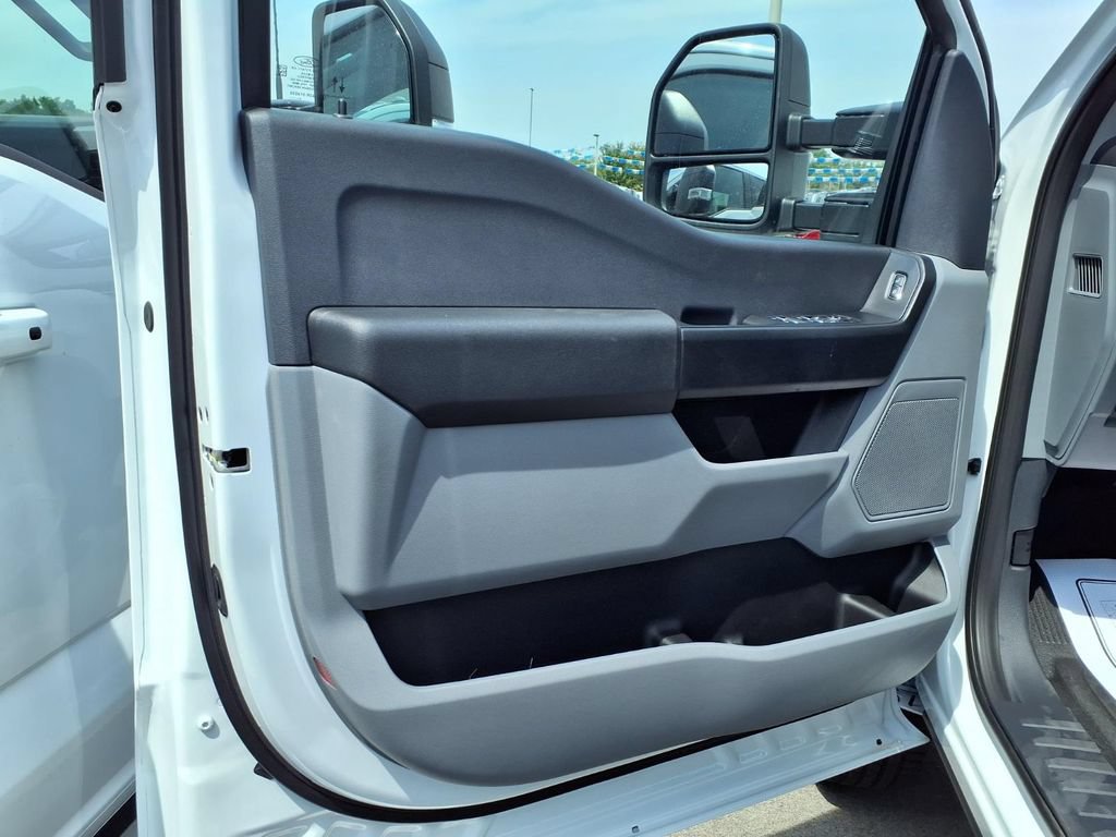New 2026 Ford F350 XL AWD/4WD image 7
