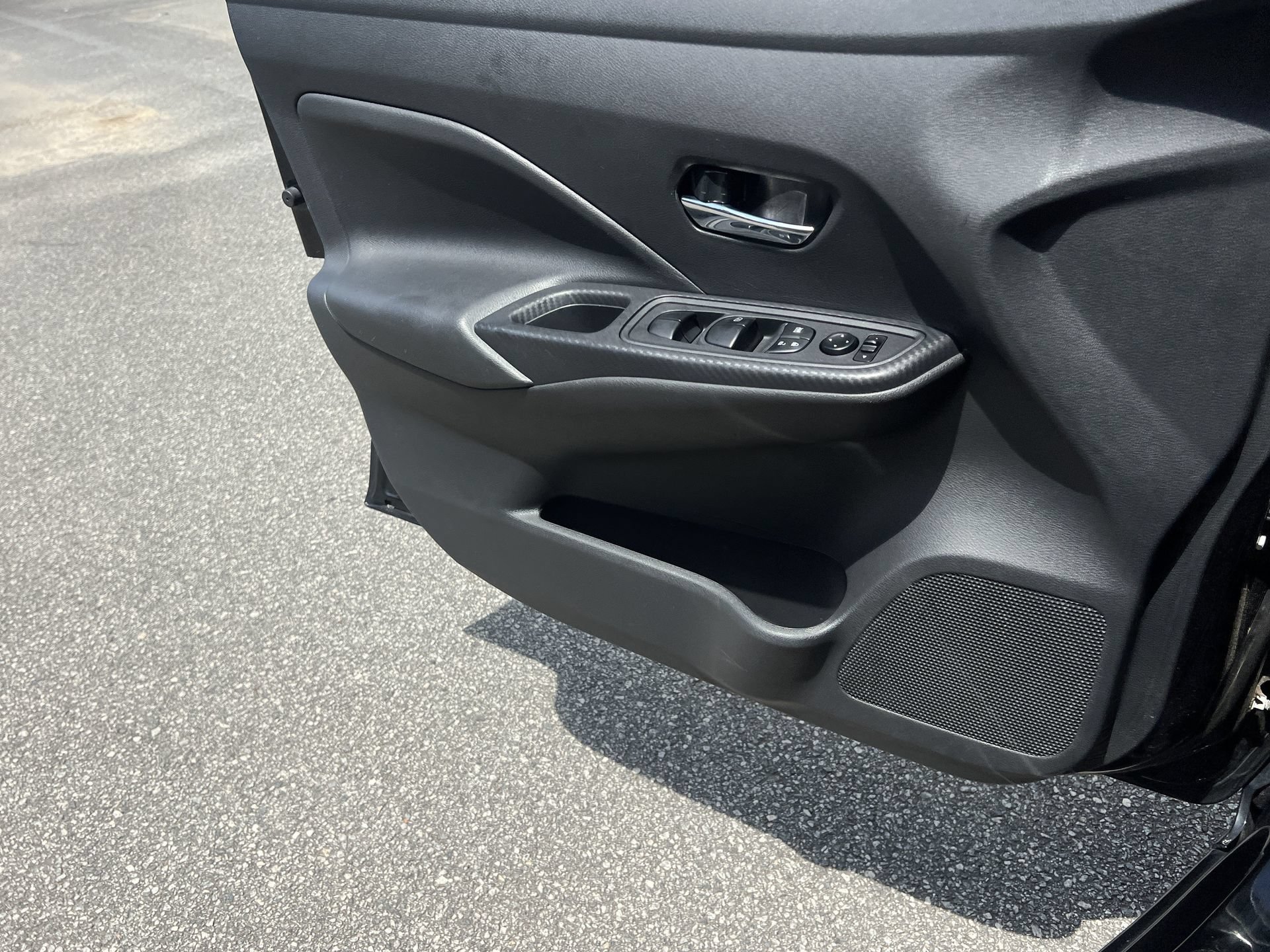 Certified 2023 Nissan Versa SV FWD image 13