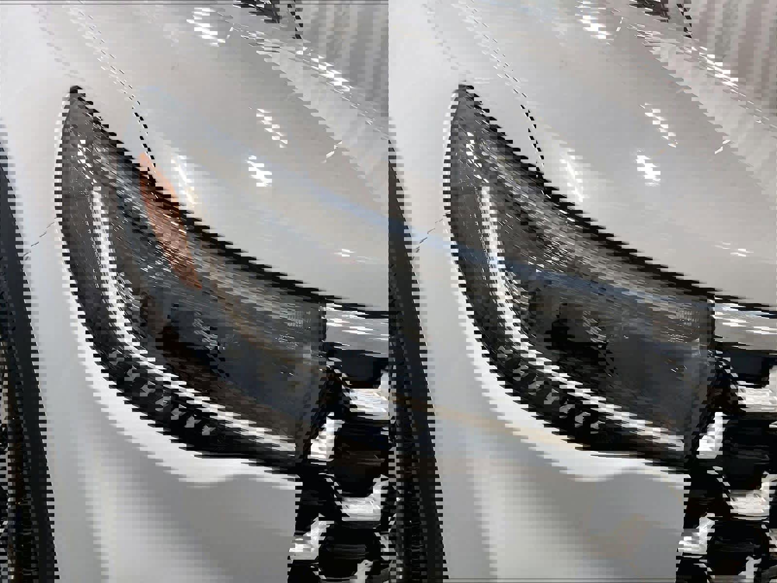 Used 2025 Ford Explorer Platinum w/ LUX Leather Package image 34