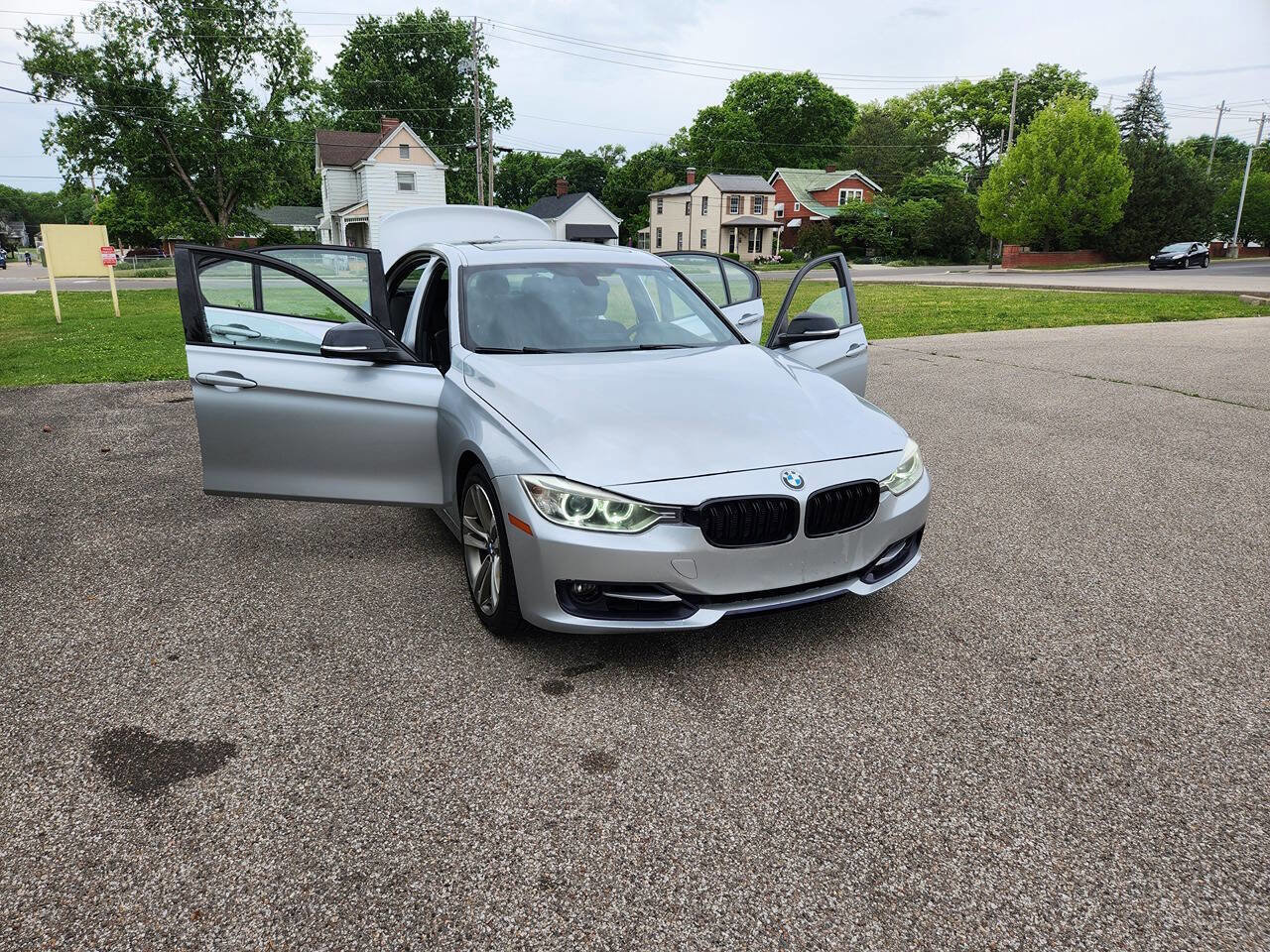 Used 2014 BMW 328i xDrive Sedan AWD/4WD image 29