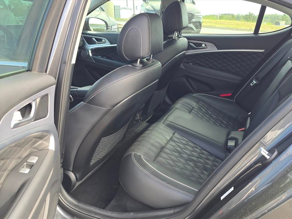 Used 2019 Genesis G70 2.0T Advanced w/ Dynamic Package image 10