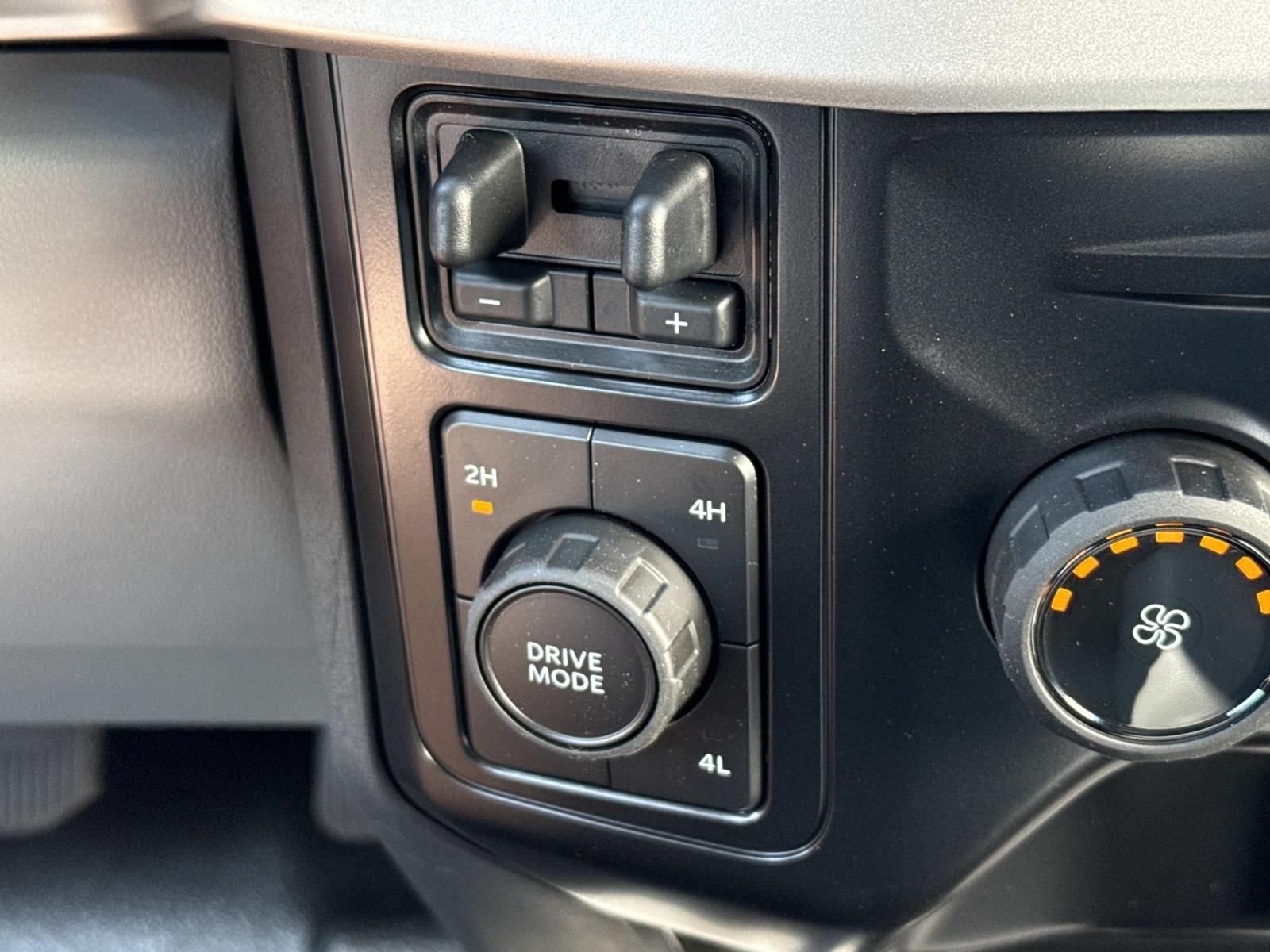 New 2026 Ford F250 XL AWD/4WD image 17