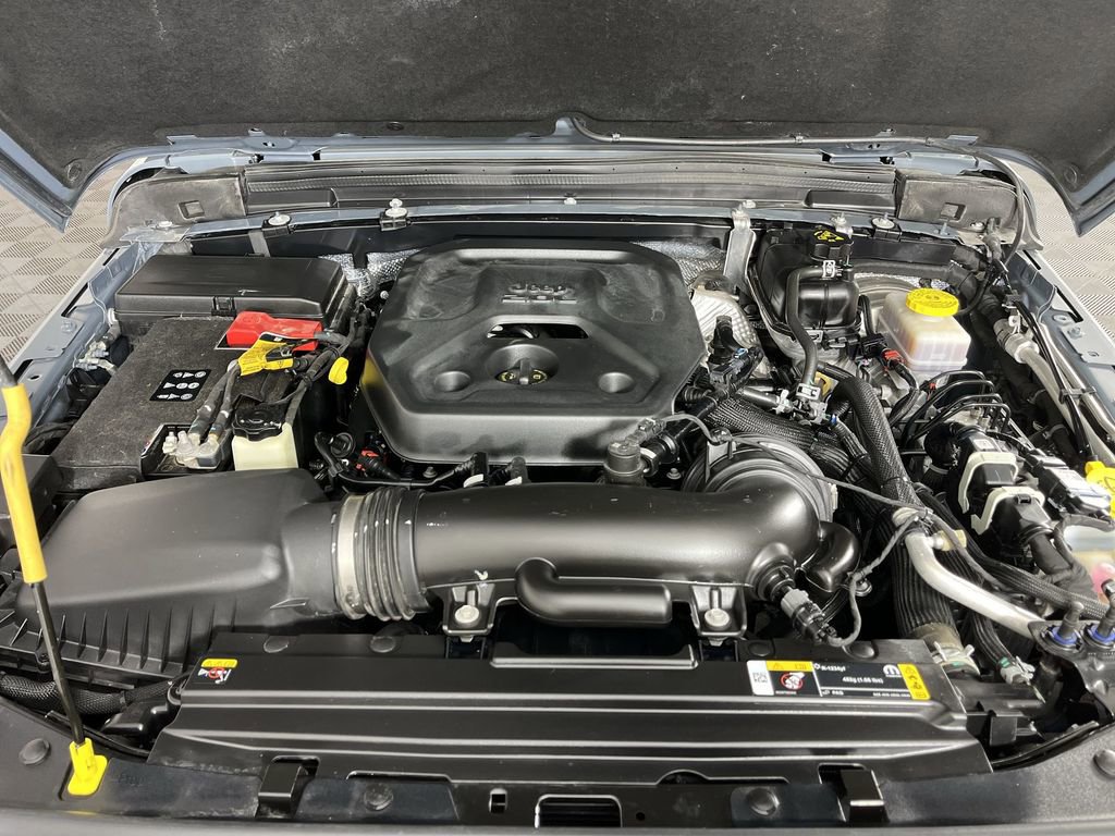 Used 2024 Jeep Wrangler Sport S image 24