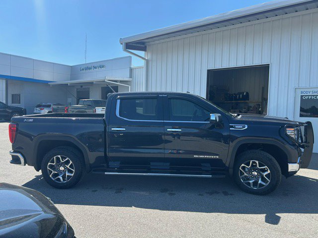Used 2022 GMC Sierra 1500 SLT w/ SLT Premium Plus Package image 6