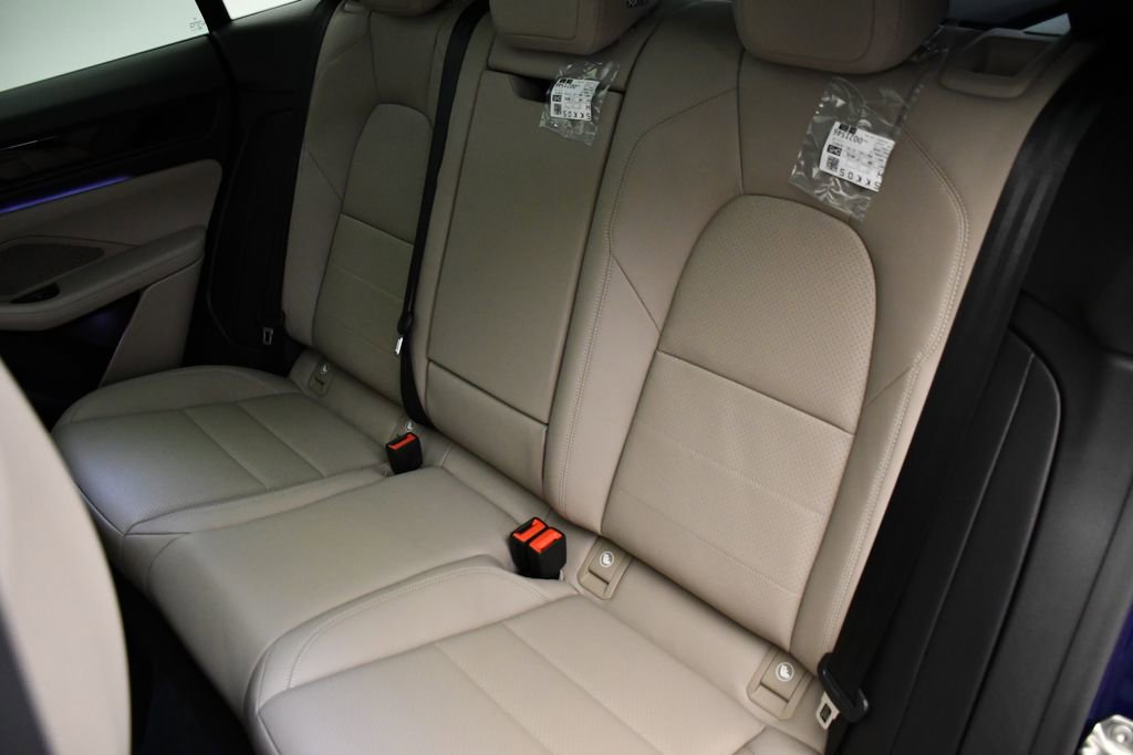 Used 2025 Porsche Macan 4S Electric image 44