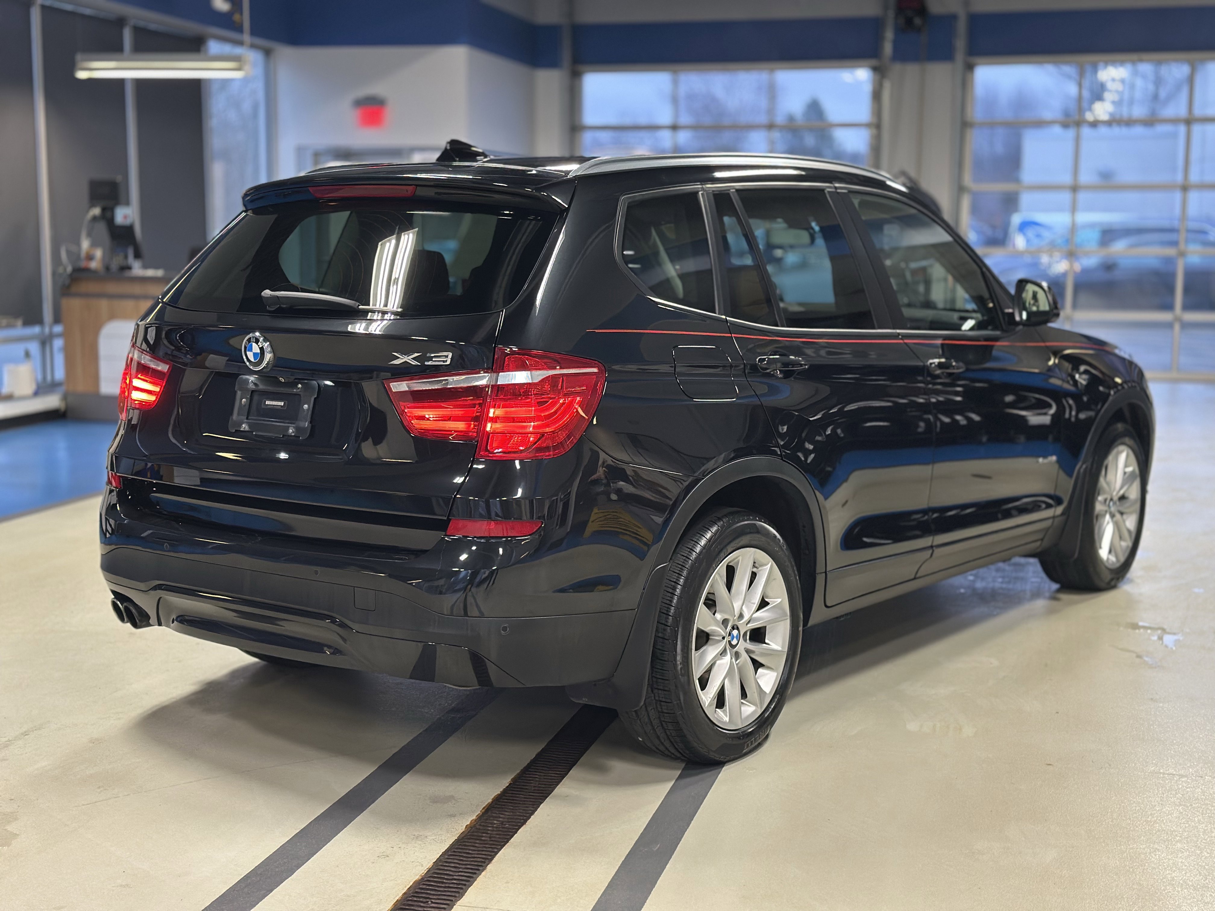 Used 2015 BMW X3 xDrive28i image 4