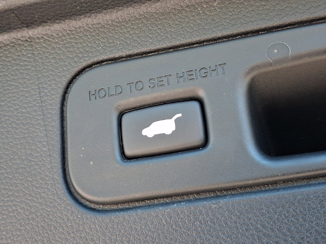 Certified 2024 Honda Pilot Touring image 33
