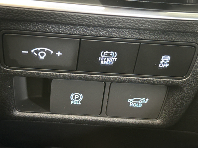 Certified 2025 Hyundai Sonata Limited FWD image 25