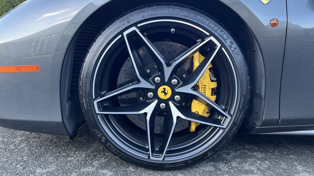 Certified 2019 Ferrari 488 GTB RWD image 10