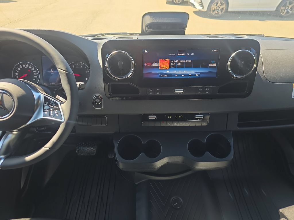 New 2026 Mercedes-Benz Sprinter 2500 image 17