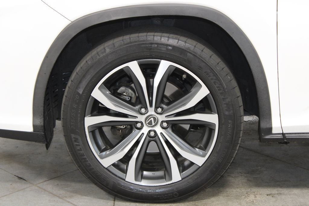 Used 2019 Lexus RX 450h AWD w/ Navigation Package image 18