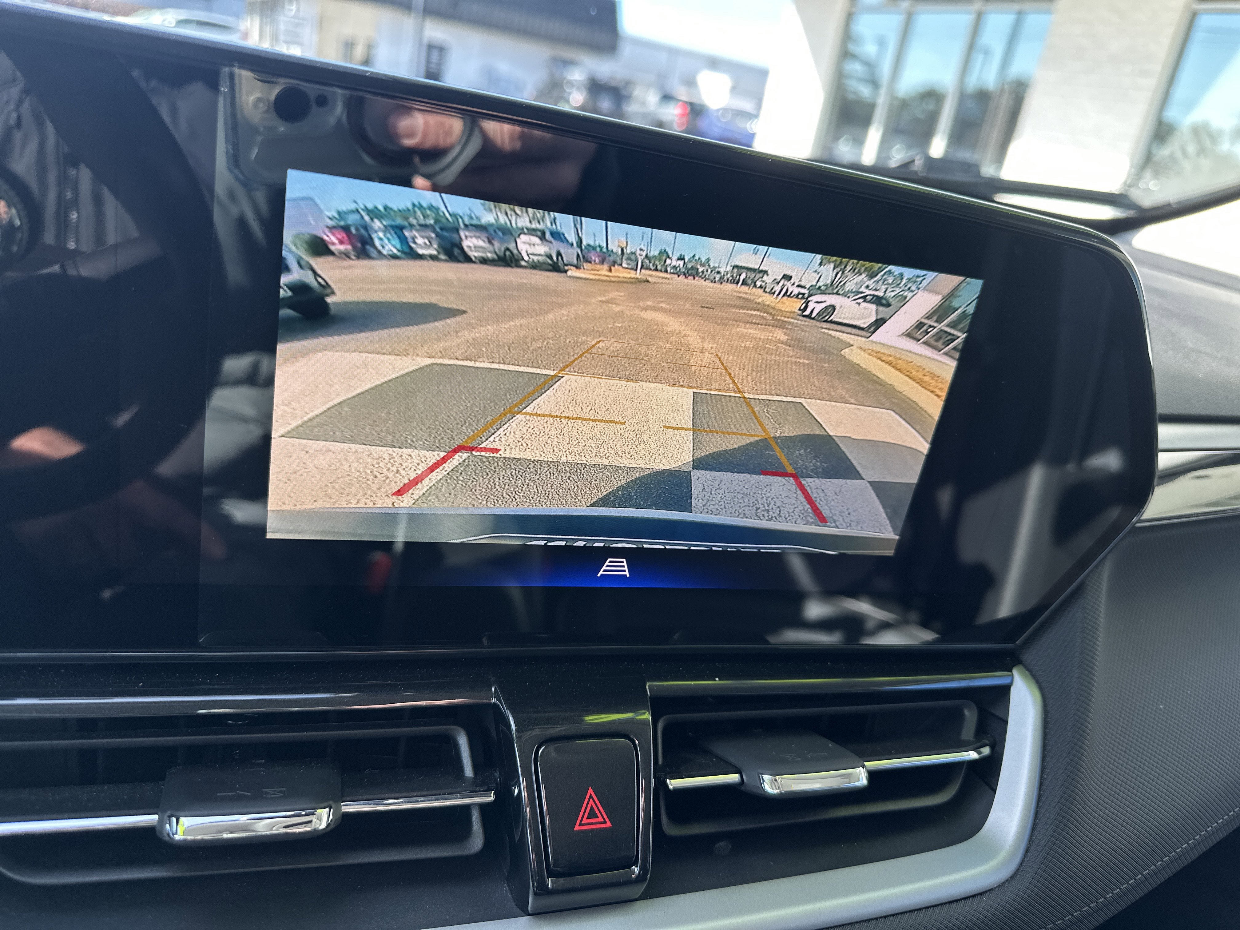 Used 2024 Chevrolet TrailBlazer LT w/ Convenience Package image 18