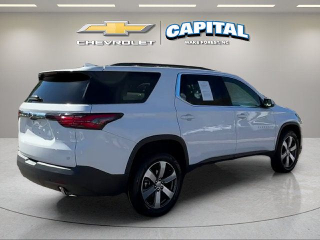 Used 2023 Chevrolet Traverse LT w/ LT Premium Package FWD image 6