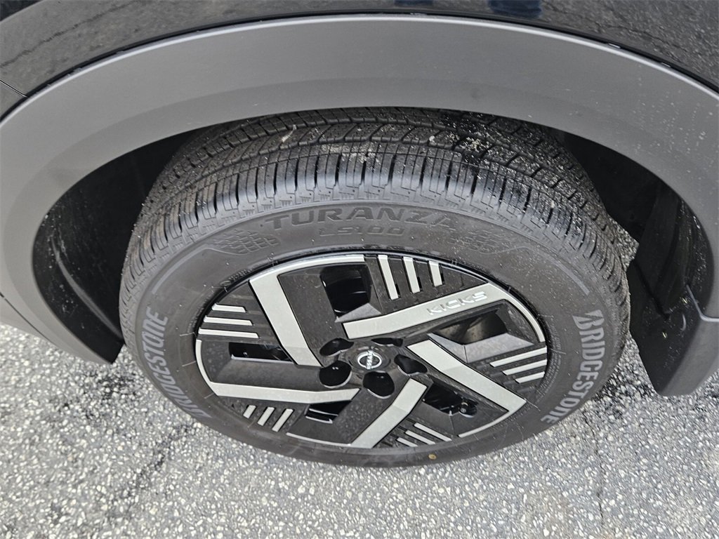 New 2026 Nissan Kicks SV image 17