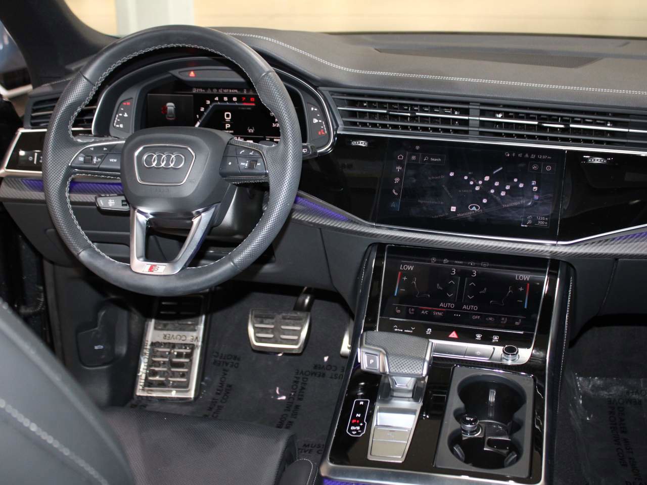 Used 2024 Audi SQ8 Premium Plus w/ S Sport Package image 18