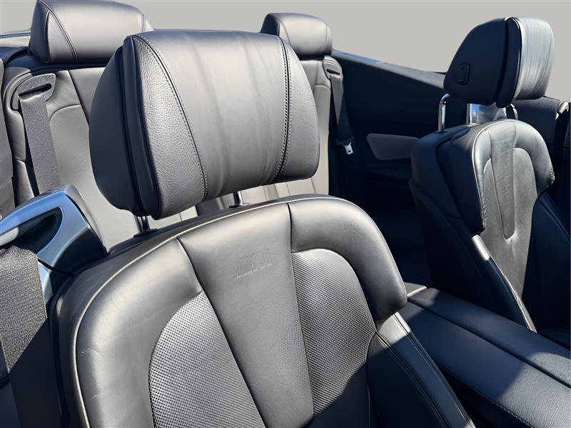 Used 2017 BMW M6 Convertible image 30