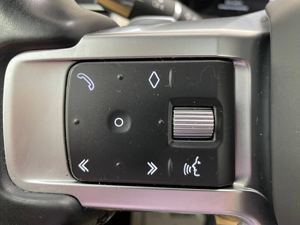 Used 2022 Land Rover Discovery HSE R-Dynamic AWD/4WD image 29