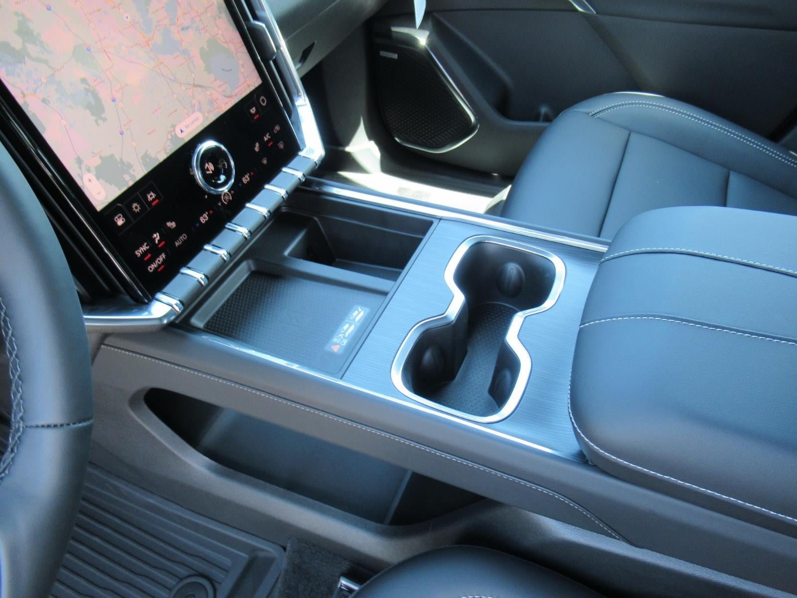 New 2026 GMC Acadia Elevation w/ Elevation Premium Package FWD image 17