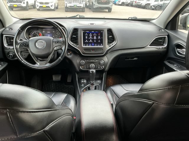 Used 2019 Jeep Cherokee Trailhawk w/ Comfort & Convenience Group AWD/4WD image 21