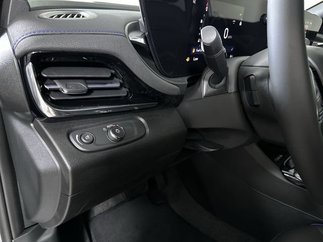 New 2026 Buick Envista Sport Touring FWD image 18