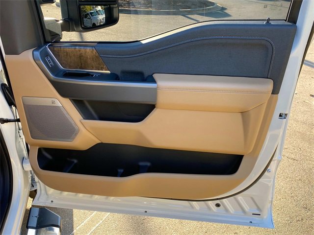 Used 2026 Ford F250 Lariat w/ Chrome Package image 37