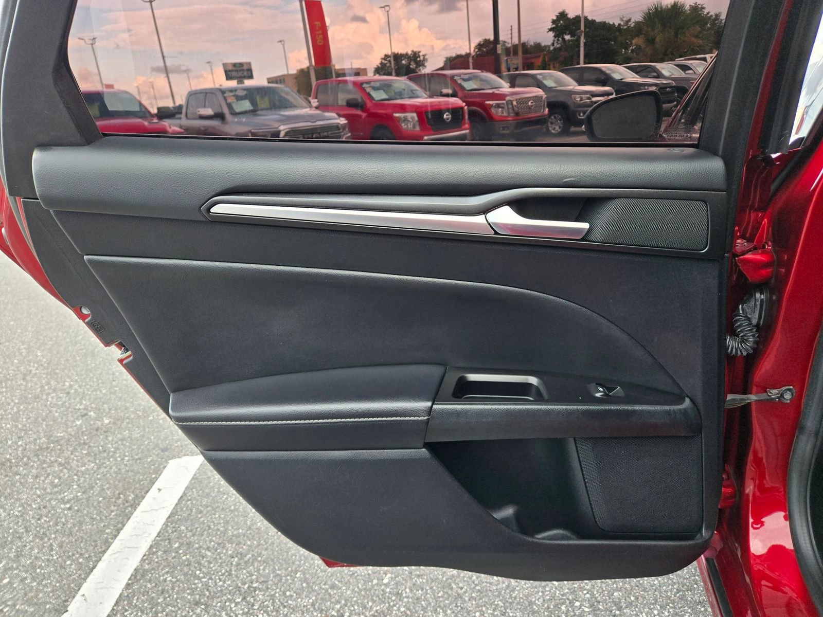 Used 2019 Ford Fusion Titanium image 41