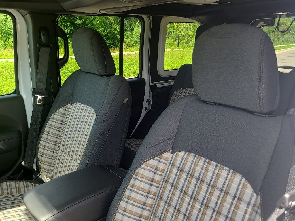 New 2026 Jeep Wrangler Unlimited Sport AWD/4WD image 18