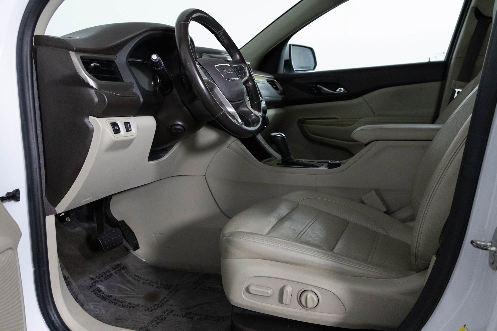 Used 2018 GMC Acadia Denali w/ Technology Package image 17