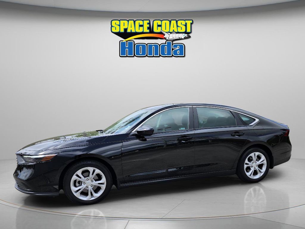 Used 2025 Honda Accord LX image 4
