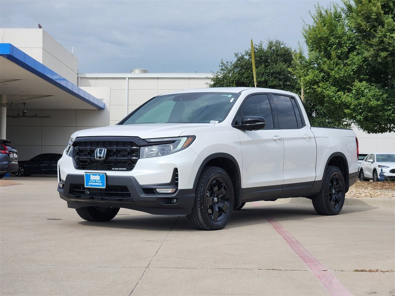 New 2026 Honda Ridgeline Black Edition image 2
